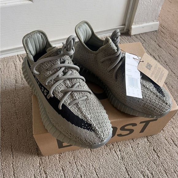 cloud white yeezy 350 reflective